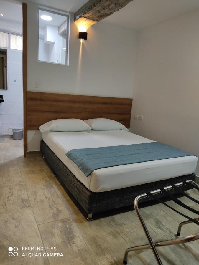 Carriqui Underground Hotel เปเรย์รา ภายนอก รูปภาพ